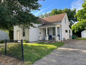 Main, Three Bedroom House in Historic Loveland
